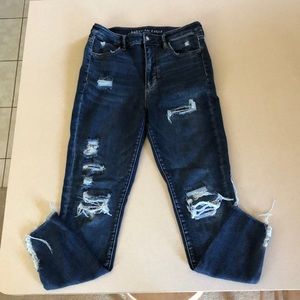 AE High Rise Distressed Skinny jean